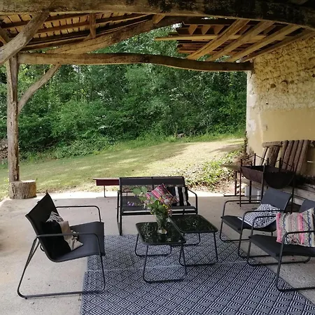 Casa de Férias Detached Family With Terrace And Garden